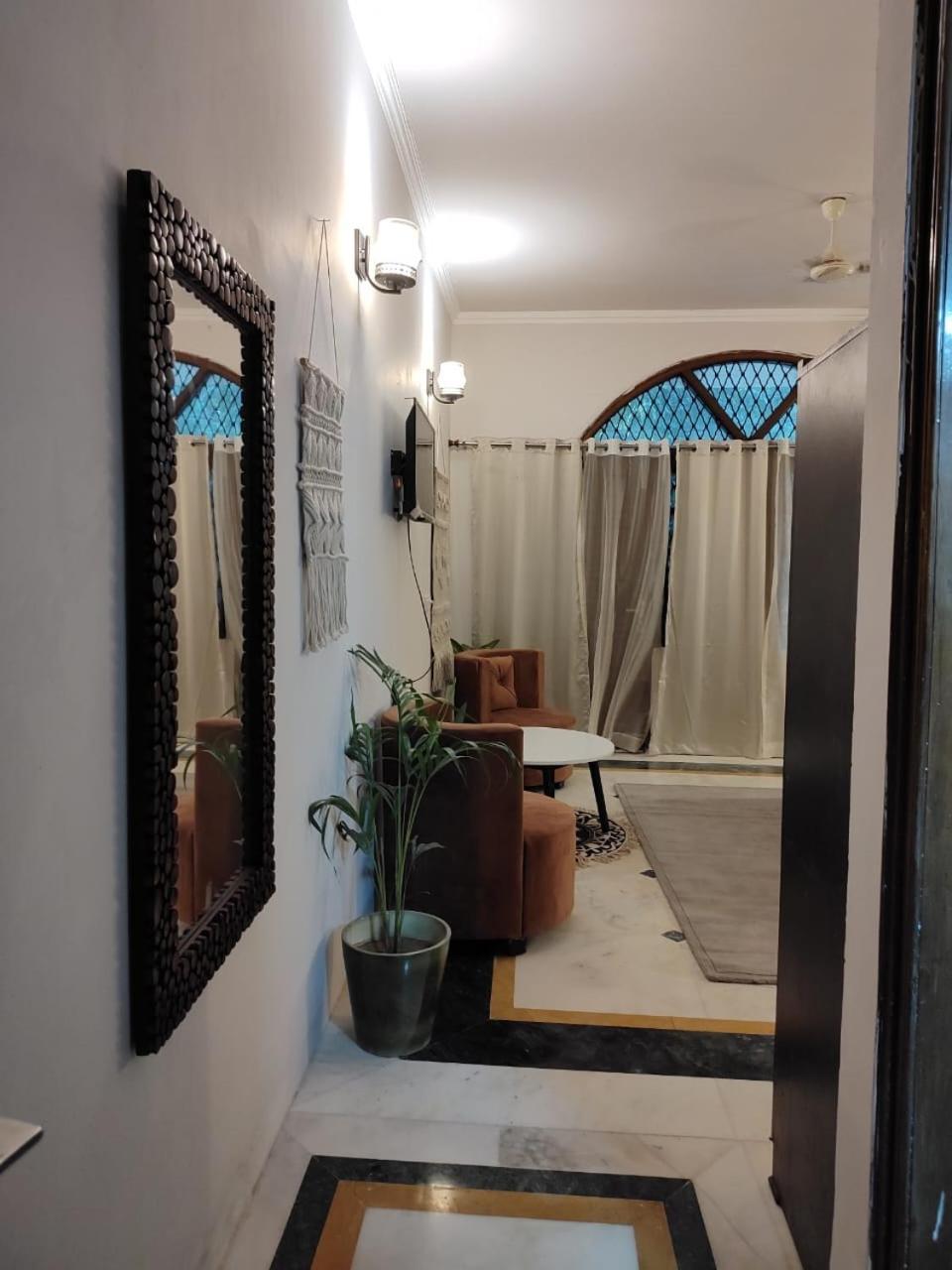 Atharva'S Homestay, Nehru Enclave New Delhi Eksteriør billede