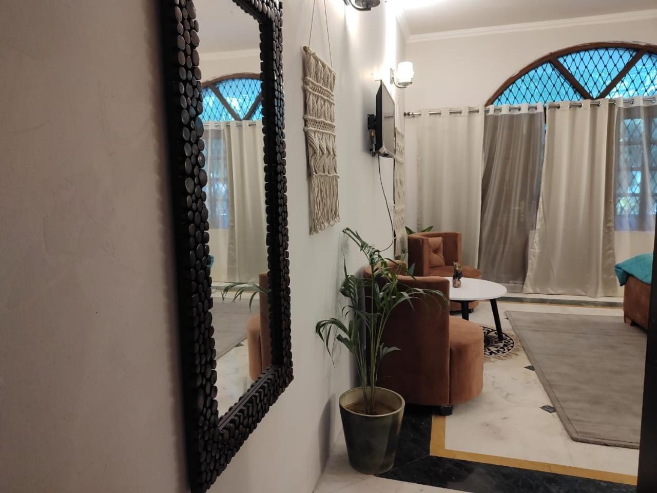 Atharva'S Homestay, Nehru Enclave New Delhi Eksteriør billede